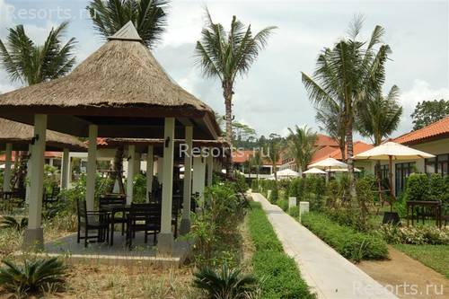 The Briza Beach Resort Khao Lak 14
